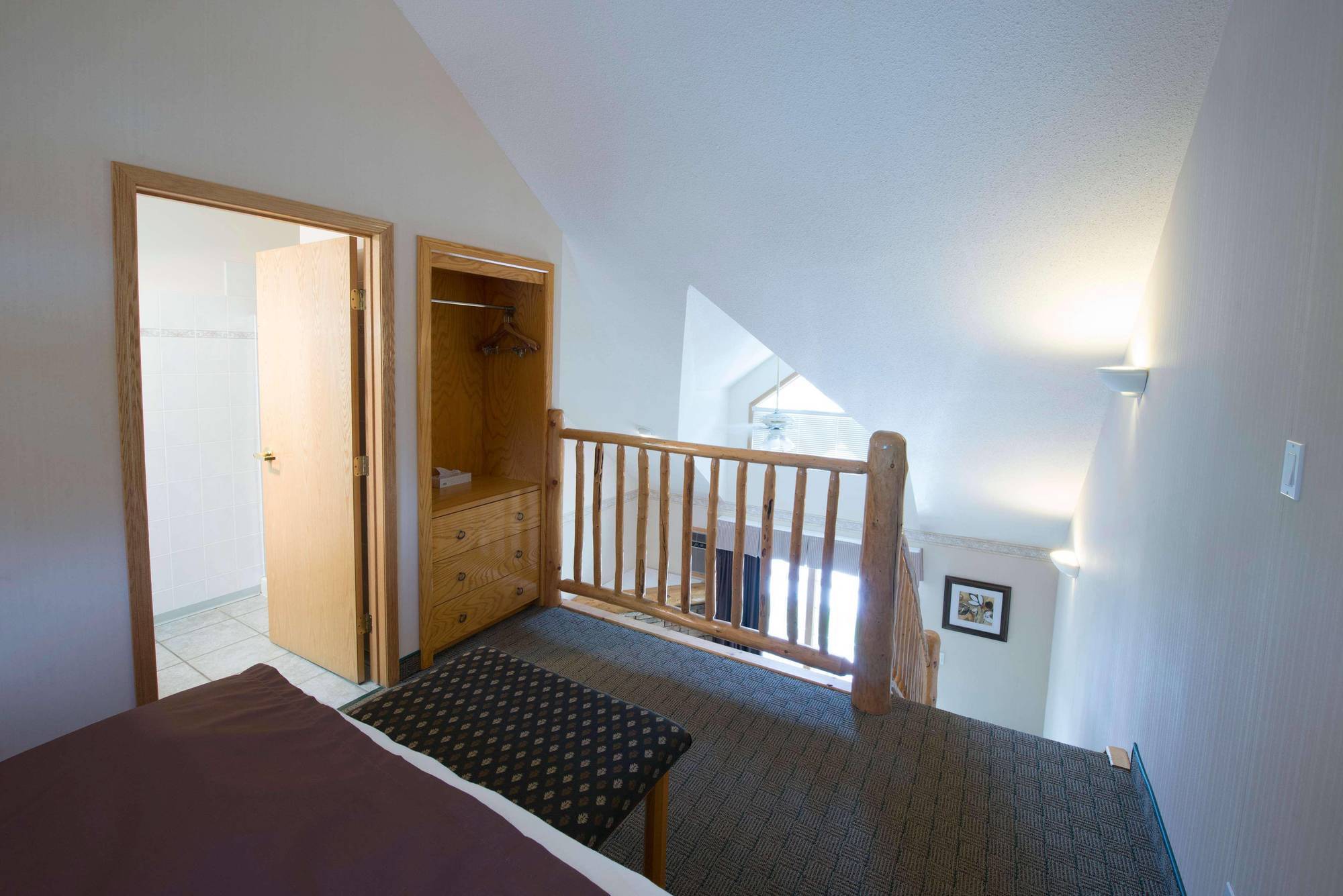 Waterton Glacier Suites Exterior foto